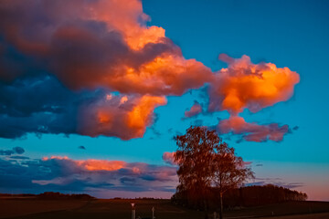 Sunset with dramatic clouds near Ettling, Isar, Wallersdorf, Dingolfing-Landau, Bavaria, Germany
