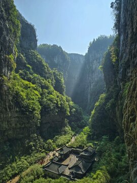 Three Natural Bridges (Wulong Karst National Park) is located in Wulong City, Chongqing in China. It is considered one of the most beautiful natural World Heritage Sites in the world. 