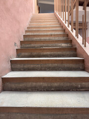 Fototapeta na wymiar staircase in an old building, interior steps