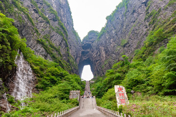 中国・張家界　天門山国家森林公園の天門洞