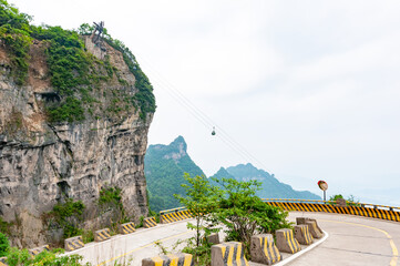 中国・張家界　天門山国家森林公園　通天大道 - obrazy, fototapety, plakaty