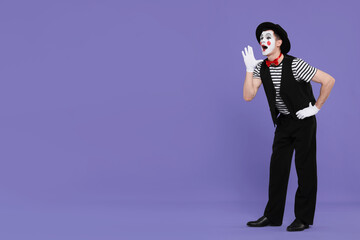Funny mime artist in hat screaming on purple background. Space for text