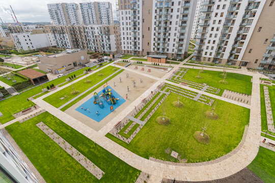 Plac zabaw na osiedlu