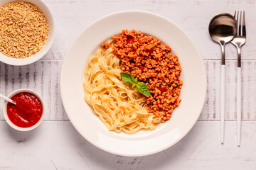 Vegan Bolognese Pasta with plant based minced meat. - 789508330