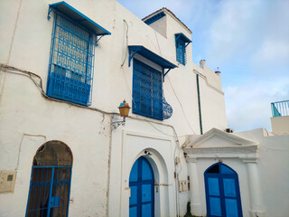 Fototapeta na wymiar Sidi Bou Said, a famous village with traditional white and blue Tunisian architecture, Tunisia.