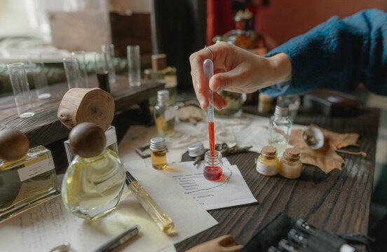 
handmade perfume creation