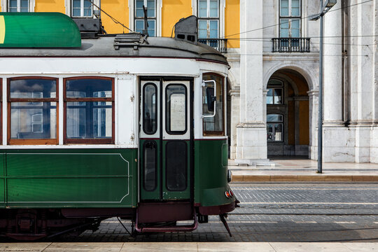 Tram 