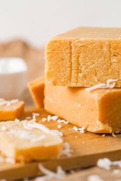 Dulce de leche blocks with coconut