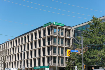 Fototapeta premium exterior of Johnston & Daniel, A Division of Royal LePage Real Estate Services Ltd, Brokerage, located here at 477 Mount Pleasant Road in Toronto, Canada