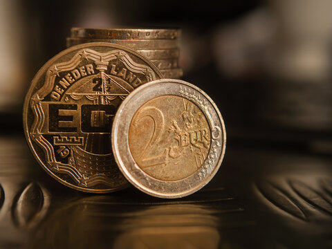Nederland 2.5 Ecu 1991 Erasmus Coin and Euro Coins Close-up on Dark Surface
