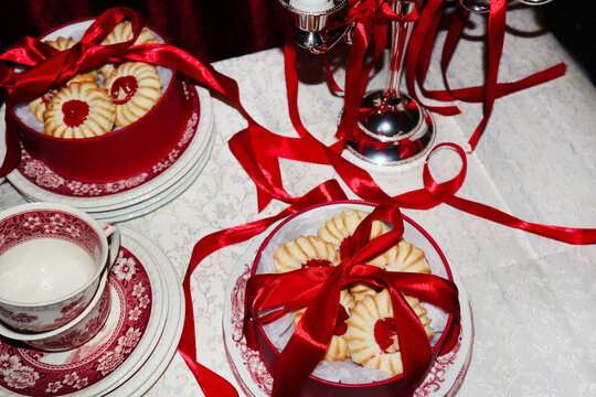 Gift cookies with a red ribbon