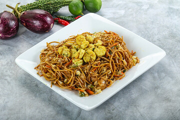 Stir fried noodles with prawn
