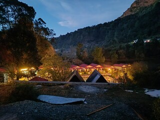 camping side located in shivpuri, uttarakhand