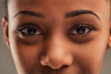 Mysterious emotions dwell in detailed, expressive eyes - obrazy, fototapety, plakaty
