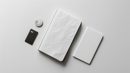 白色の製品 ノート 手帳