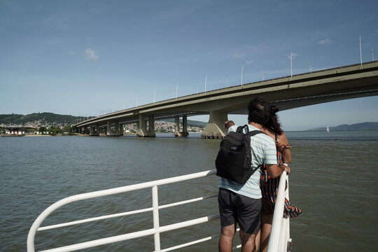 Ponte Pedro Ivo Campos Florianópolis - Barco Passeio