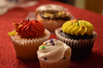 cupcakes with cream
