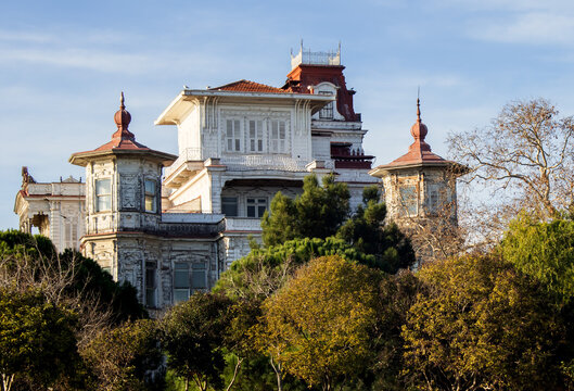 Cemiltopuzlu manor facade, caddebostan kadikoy istanbul 