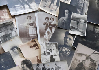 COLLECTION OF ANTIQUE PHOTOS	 - obrazy, fototapety, plakaty