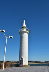 青空と湘南港灯台
