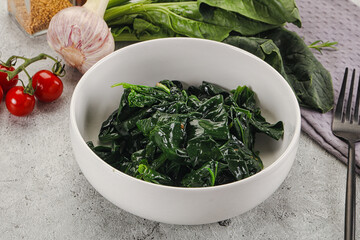 Coocked green spinach with oil