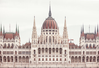 Fototapeta premium Budapest, Hungary: facade of the Hungarian parliament building