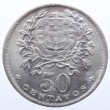 Reverse of the Portuguese 50 cents coin in alpaca. Arms of Kingdom