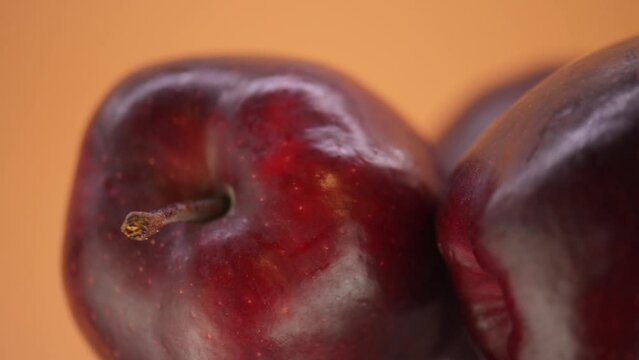 big red apples