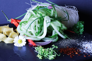 Salat, Gurkensalat, gesund, Natur, Vegan, Detail, Makro, Macro, Gänseblümchen. Kresse, 