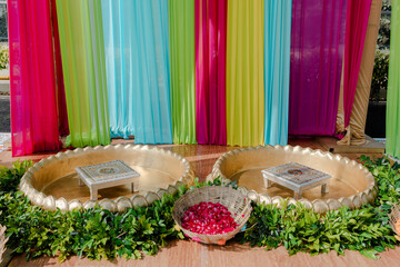 decoration of a wedding ceremony with original details 