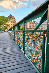 Brücke mit Liebesschlösser Zürich Schweiz Innenstadt