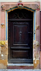 Tür in einem Altbau in Freiburg