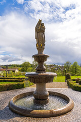 Brunnen im Klostergarten der Abtei Tholey