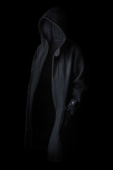 暗闇に立つ男（hooded coat)