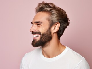 Obraz premium A man with a big smile on his face