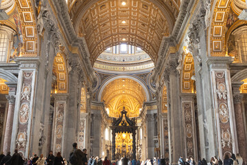 St. Peter basilica interior. Historic cathedral in Holy See. Italy