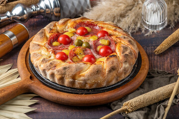 pizza with tomatoes