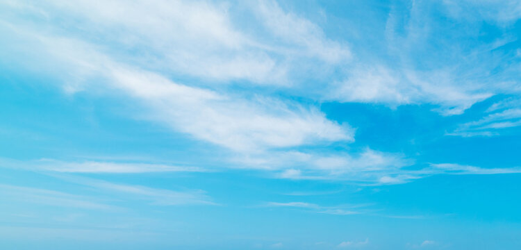 Fototapeta Blue sky with white clouds