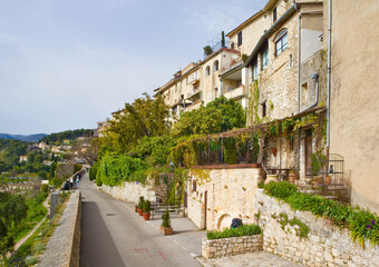 Fototapeta na wymiar Architecrure of downtown in french village Saint-Paul-de-Vence, France