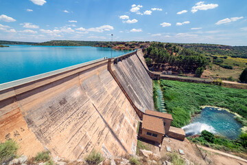 Peniarroya reservoir and dam. Ciudad Real. Spain. Europe.