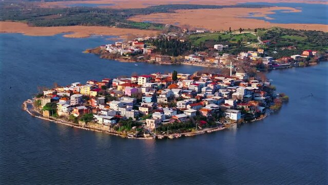 Orbiting Drone View of G&ouml;lyazı&rsquo;s Peninsula, Uluabat Lake, Bursa