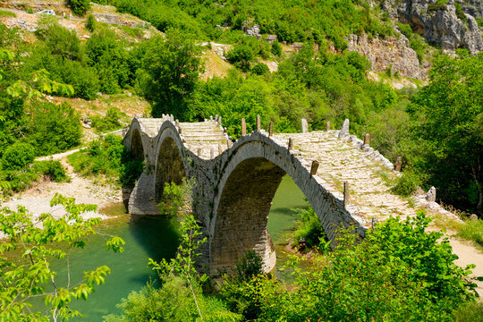 Zagorohoria stone bridge, Greece. Plakidas arch bridge	