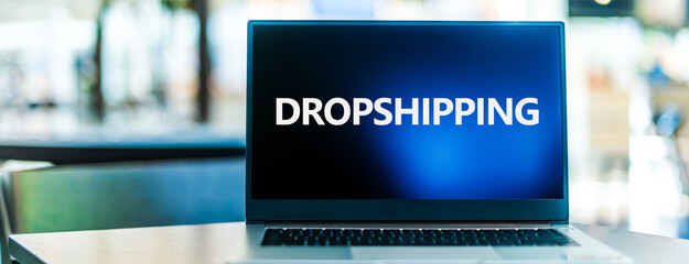 Laptop computer displaying the sign of Drop shipping - 791815765