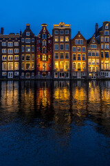 Fototapeta na wymiar The Beautiful kanalen of Amsterdam