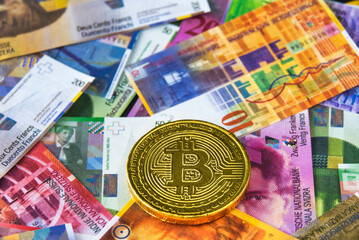 Bitcoin und Schweizer Franken Notengeld