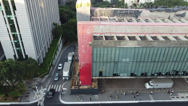 MASP (S&atilde;o Paulo arts museum) undergoes renovation