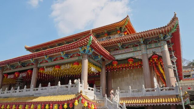 Parallax movement around the Kek Lok Si Temple Shrine Hall in George Town, Penang island, Malaysia
