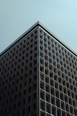 Fototapeta premium Symmetrical view of the facade of a building in Los Angeles, California