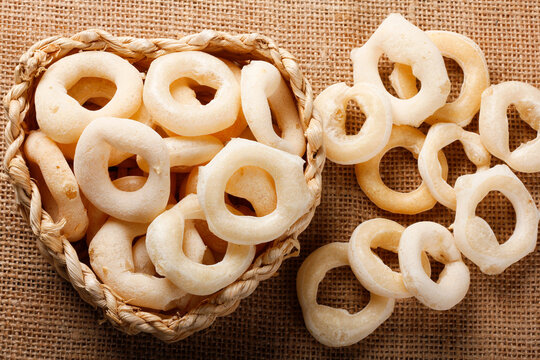 Traditional Brazilian starch biscuit, called polvilho biscuit in the basket