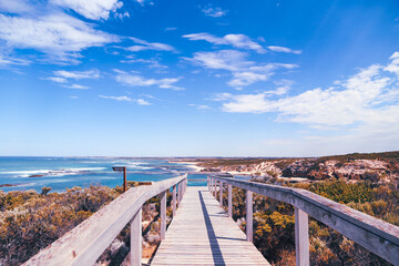Fototapeta premium bridge to the sea